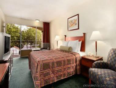 Hotel O Daylight Inn Elkhart I-90, In Rom bilde